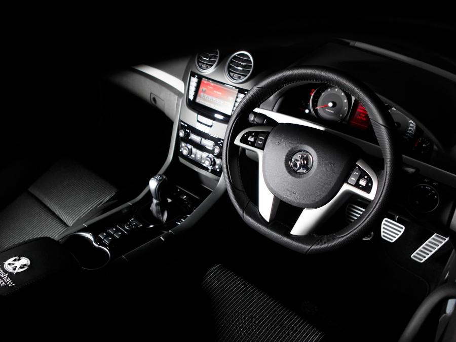  Holden Commodore SS by Walkinshaw Performance 2010 года  (фото 9 из 9)